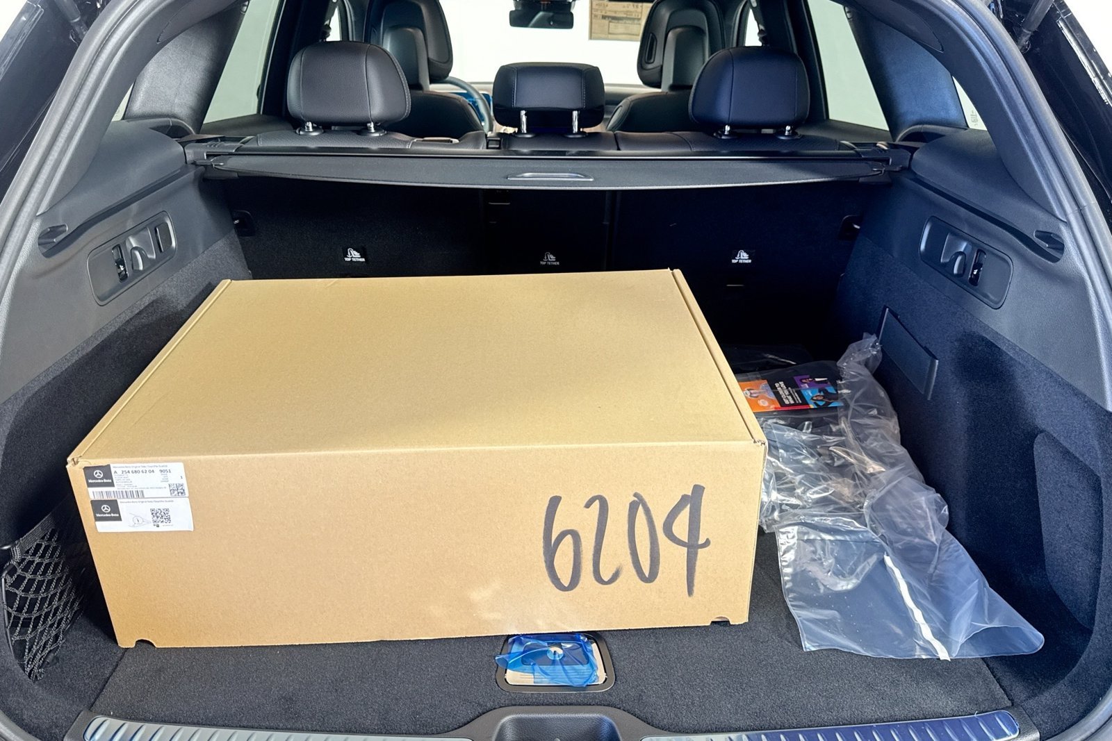 New 2026 Black Mercedes-Benz GLC 300 image 24