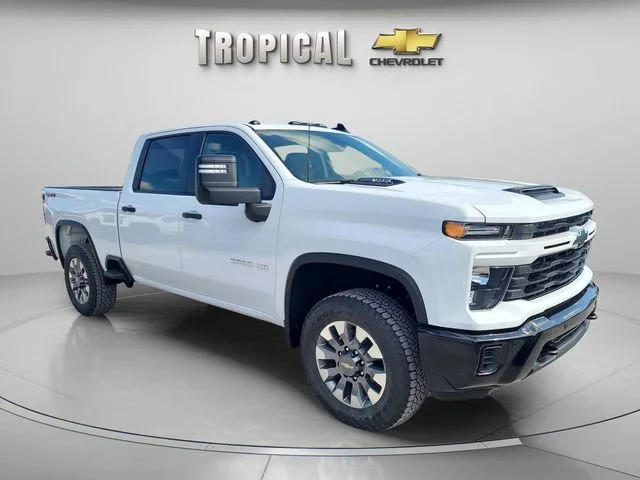 New 2026 Summit White Chevrolet Custom image 7