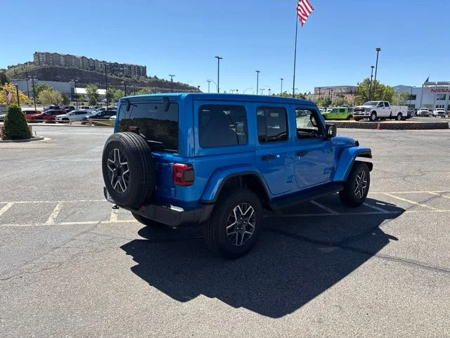 New 2026 Hydro Blue Pearl-Coat Exterior Paint Jeep Sahara image 6