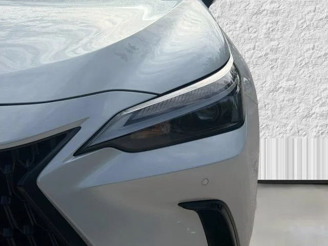 Certified Used 2024 White Pearl Lexus NX 250 Premium image 9