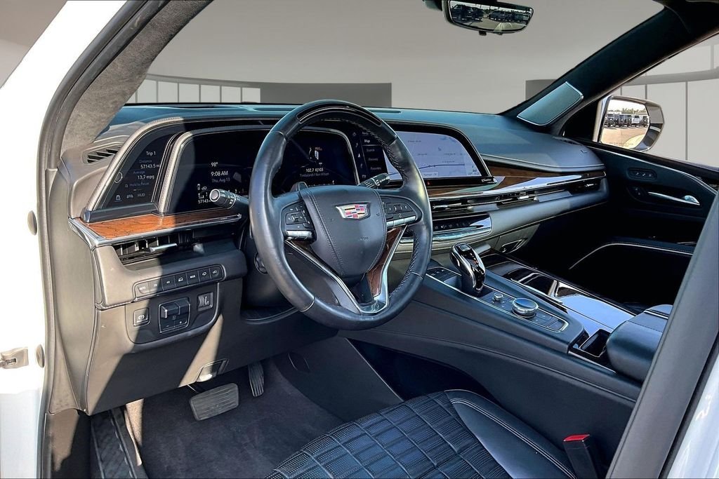 Used 2021 White Cadillac Sport Platinum image 13