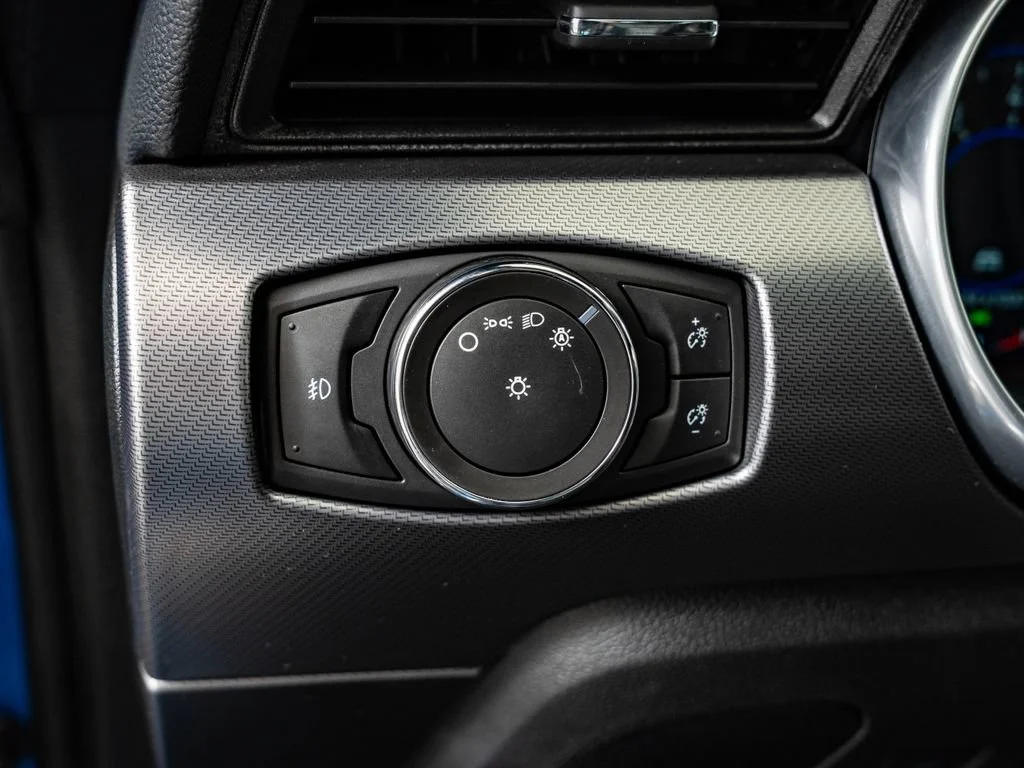 Used 2021 Velocity Blue Metallic Ford GT Premium image 46