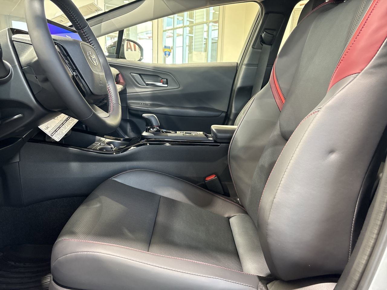 2026 Toyota Prius Plug-in Hybrid XSE - Photo 11