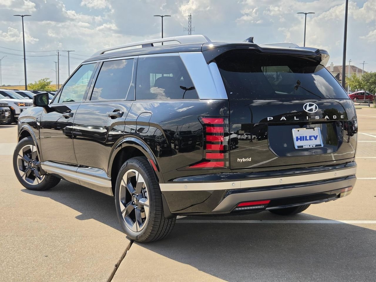 New 2027 Abyss Black Pearl Hyundai Limited 7P image 3