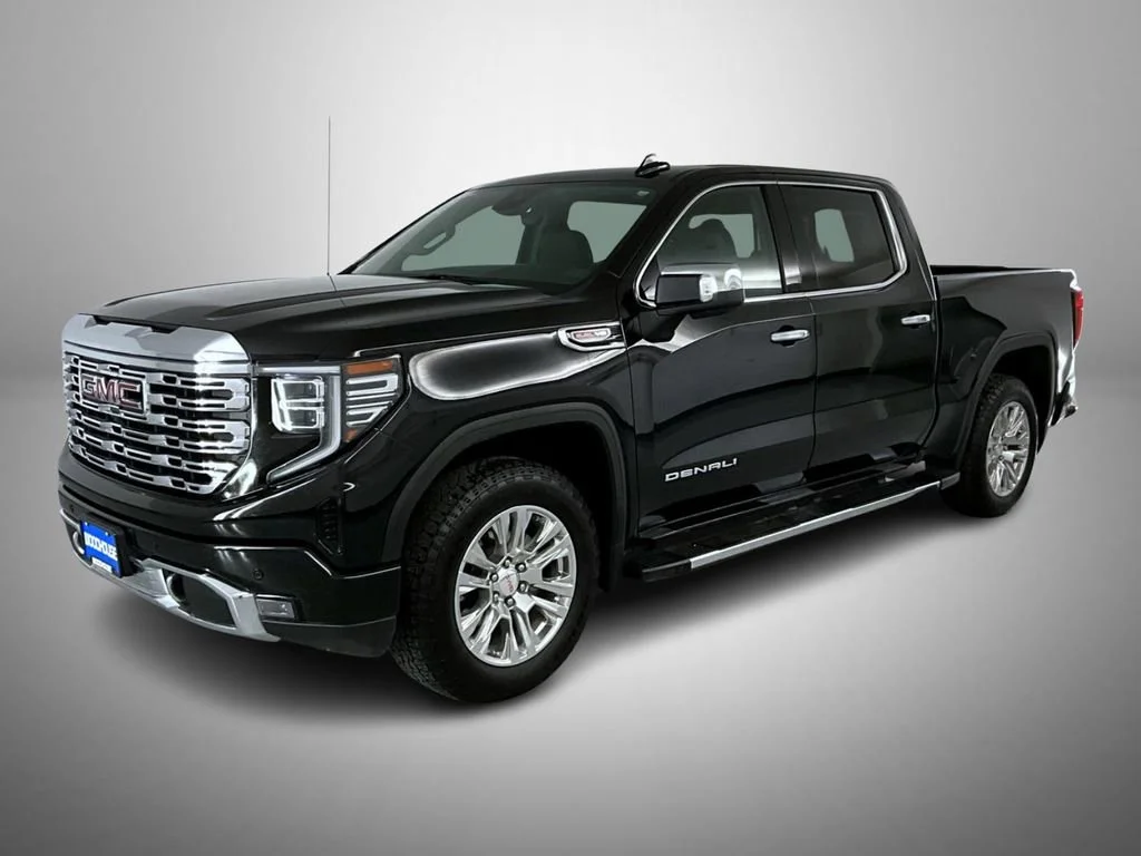 2024 GMC Sierra 4WD Crew Cab Short Box Denali's photo