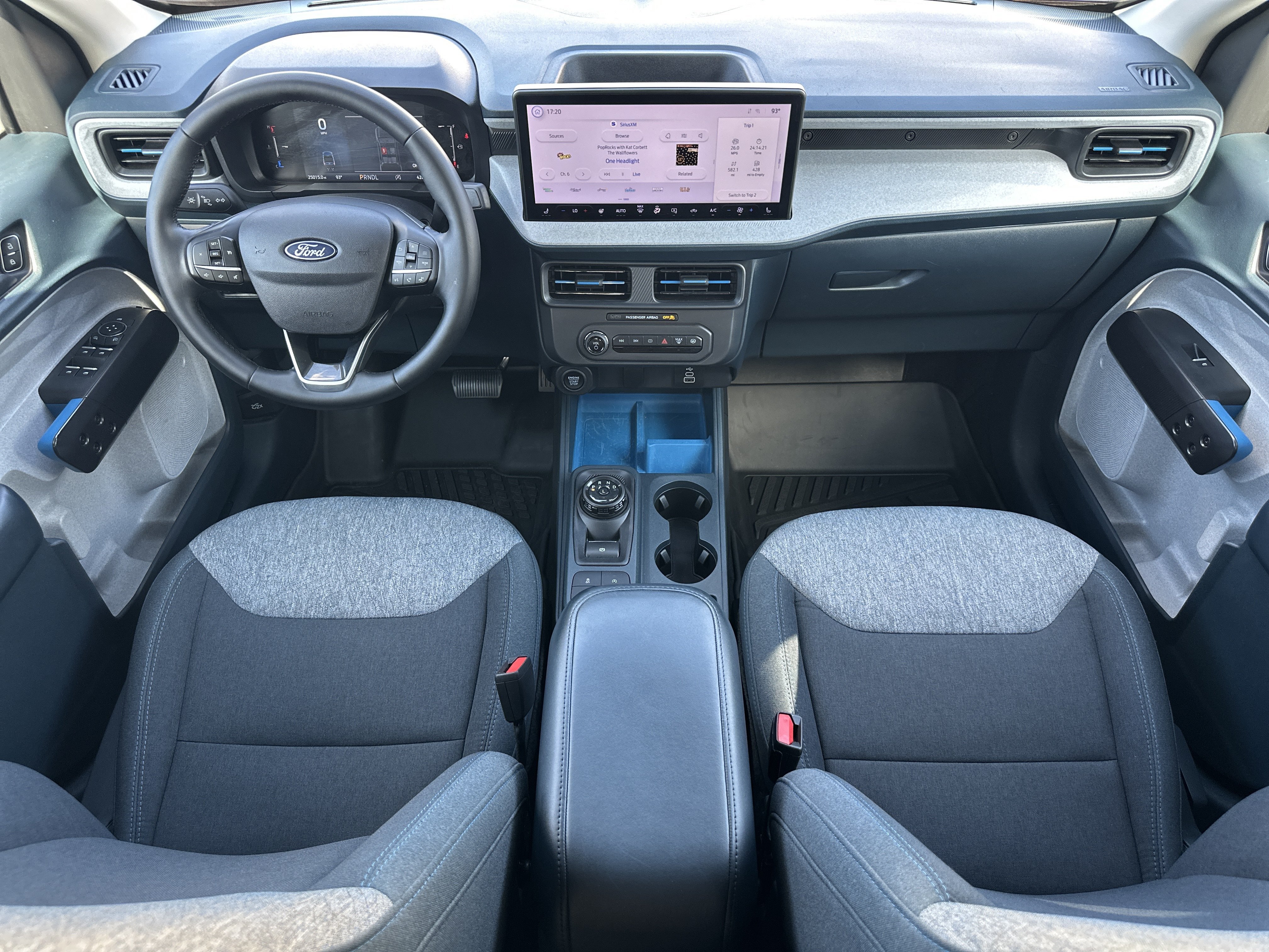Used 2025 CARBONIZED GRAY Ford XLT image 22