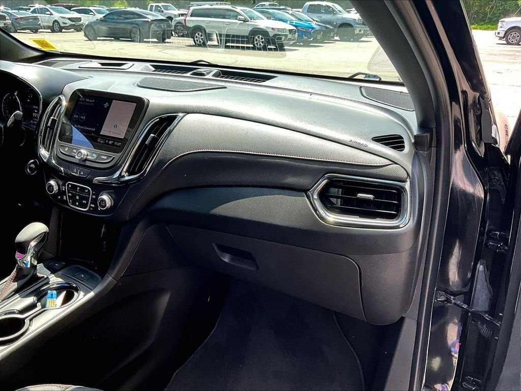 Used 2023 Mosaic Black Metallic Chevrolet RS image 13