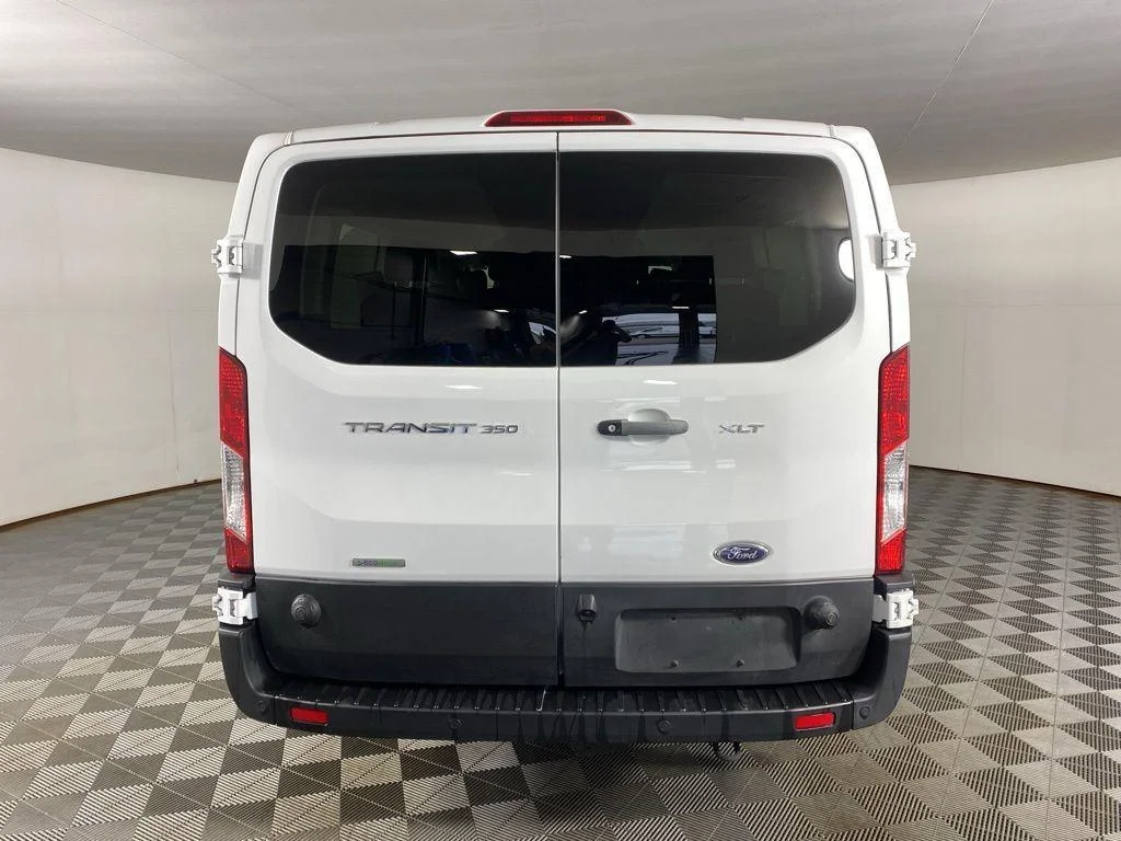 Used 2024 Oxford White Ford XLT image 8