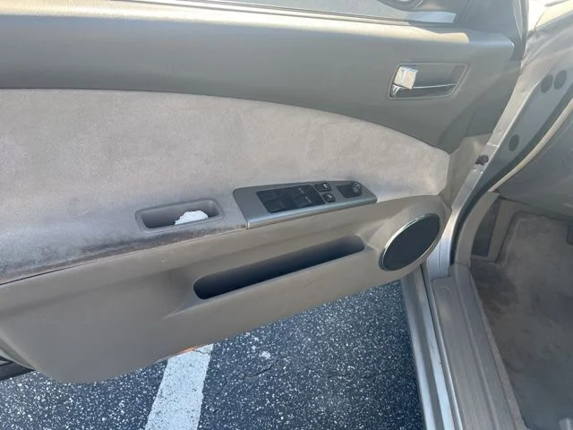 Used 2006 Silver Nissan 2.5 S image 12