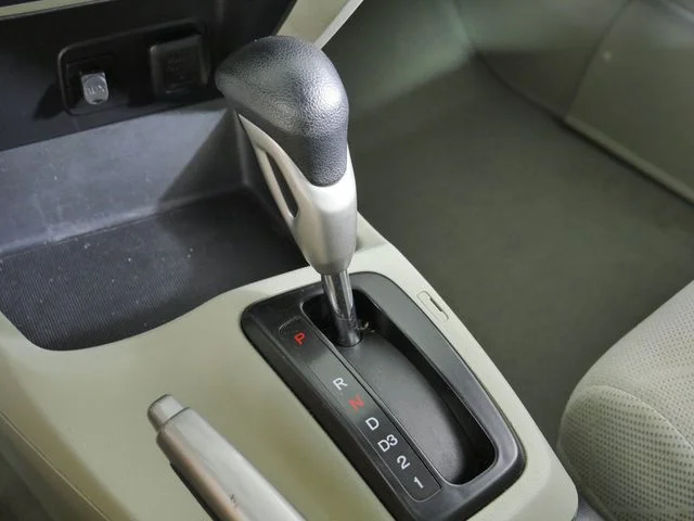 Used 2012 Silver Honda LX image 31
