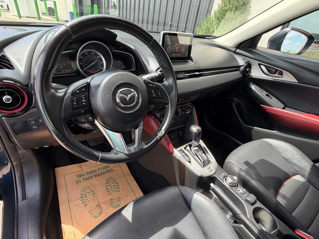 Used 2017 Blue Mazda Touring image 11