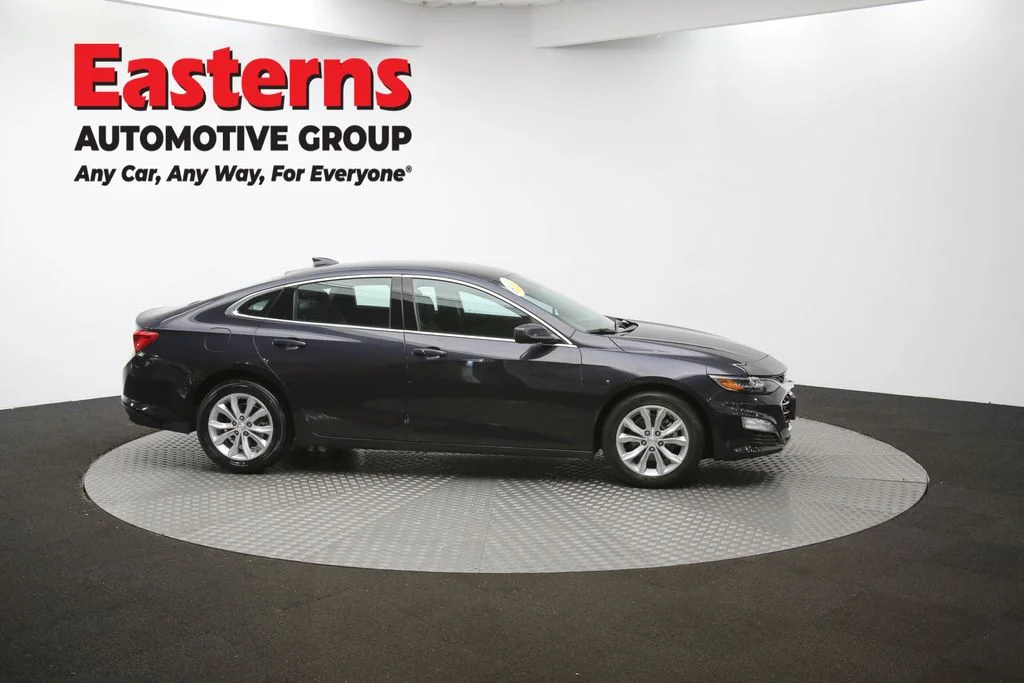 Used 2023 Gray Chevrolet LT image 44