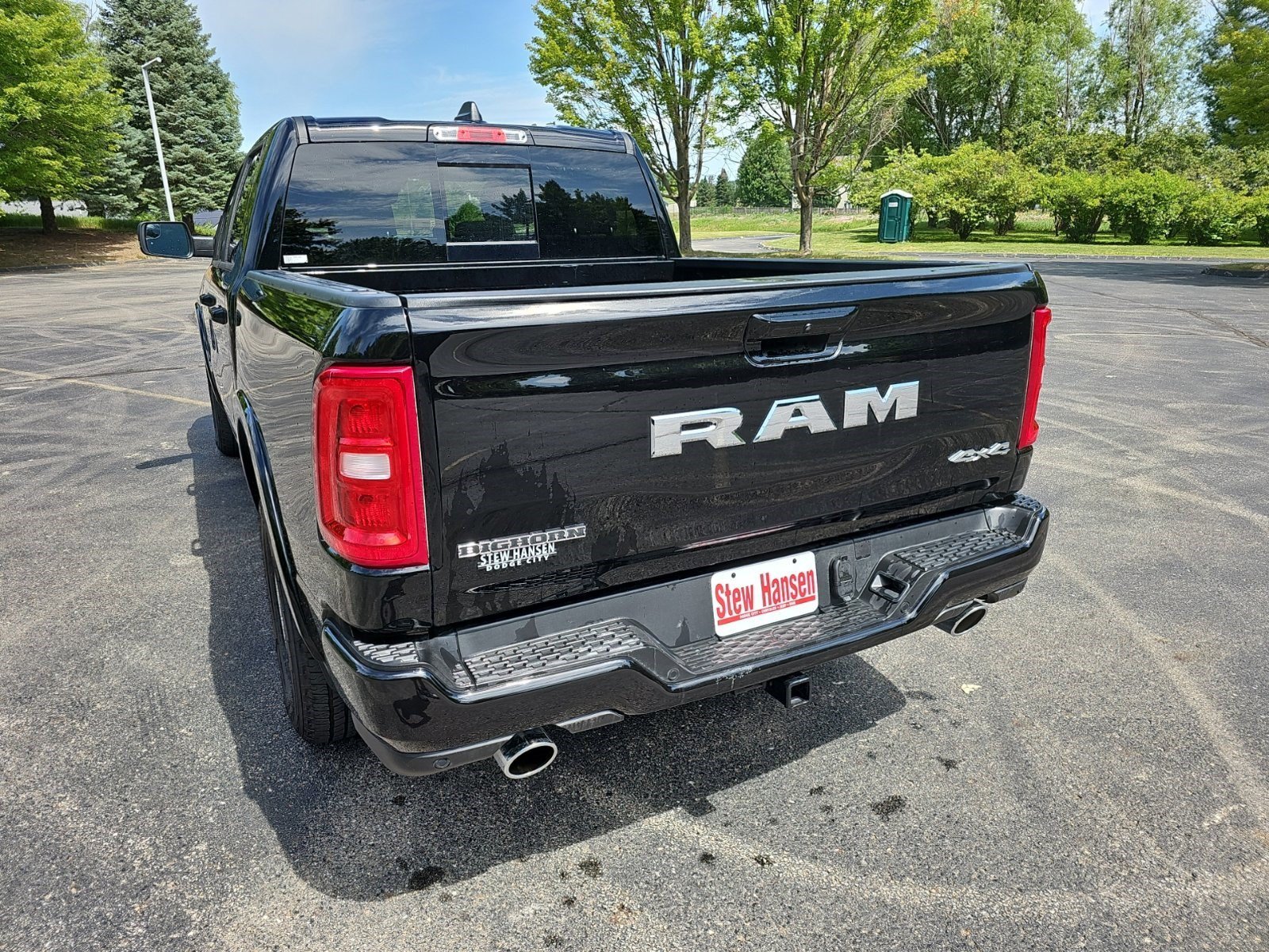 New 2026 Diamond Black Crystal Pearlcoat Ram Big Horn image 3