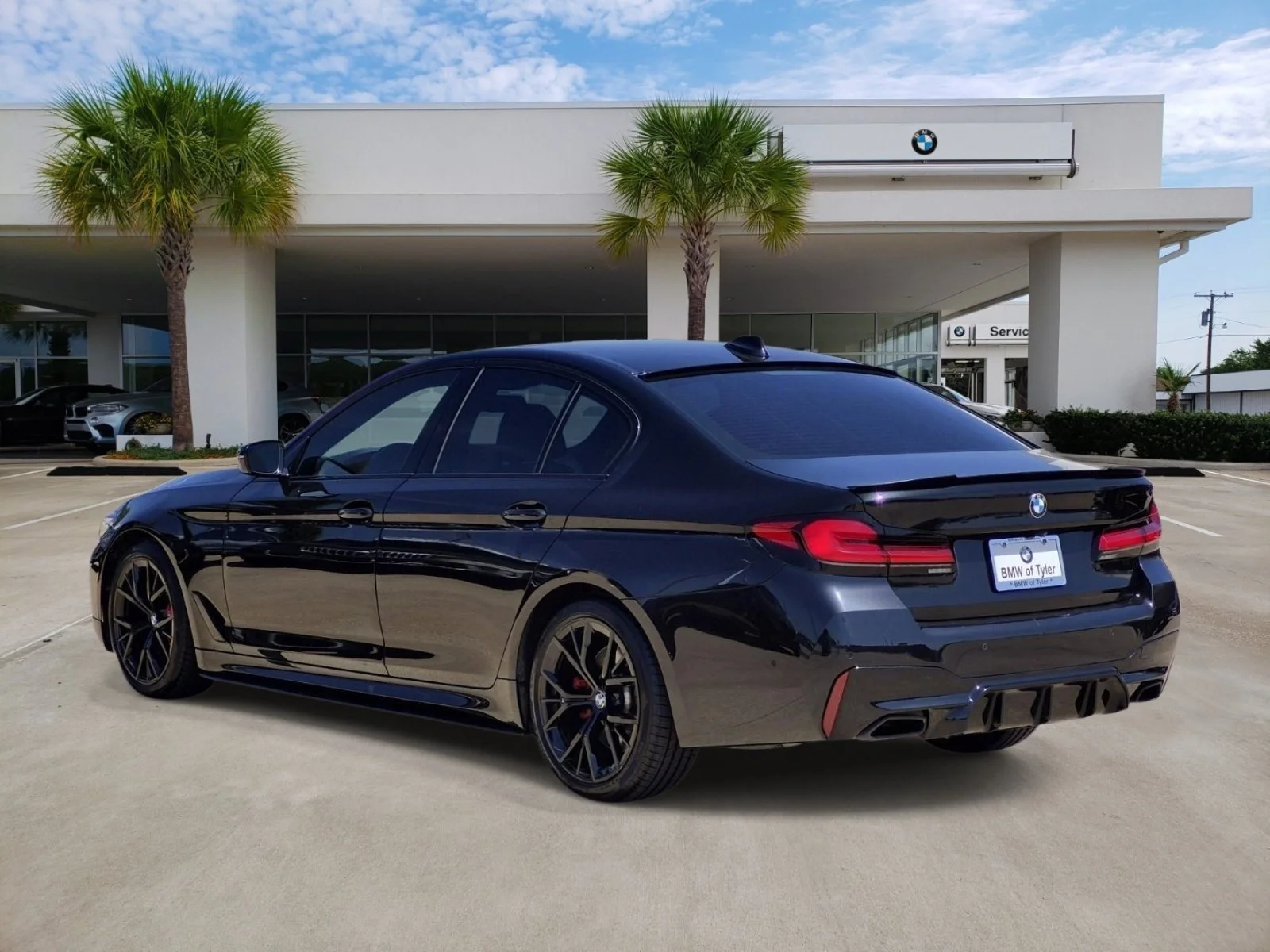 Certified Used 2023 Black Sapphire Metallic BMW 530i image 4