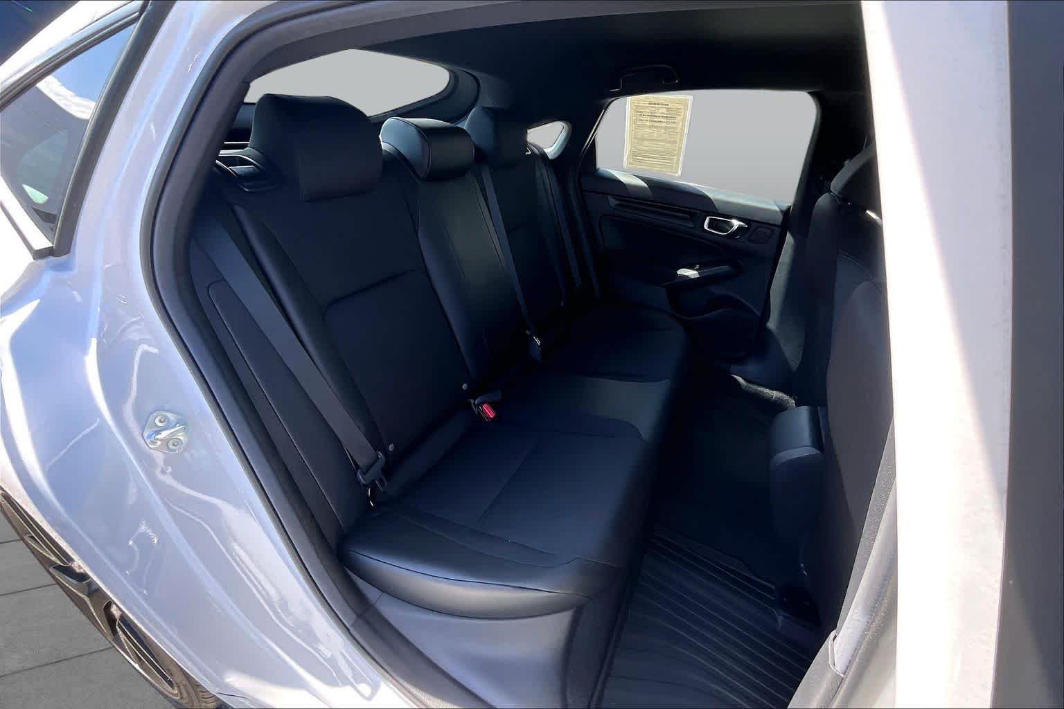 2026 Honda Civic Hatchback Sport - Photo 20