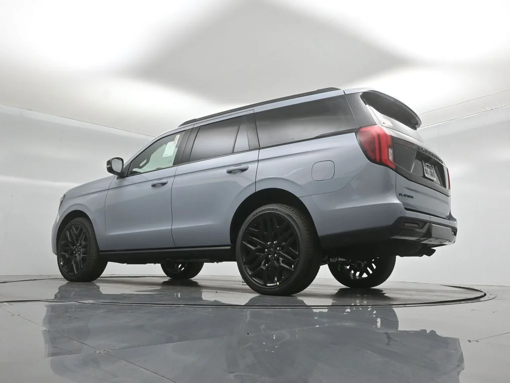 New 2026 Glacier Gray Metallic Tri-Coat Ford Platinum image 51