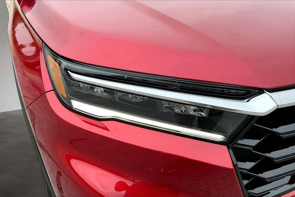 Used 2025 Red Honda Touring image 31