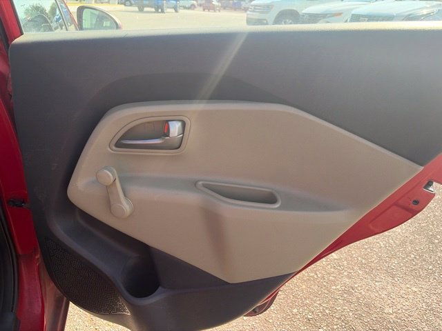 Used 2015 Red Kia LX image 18