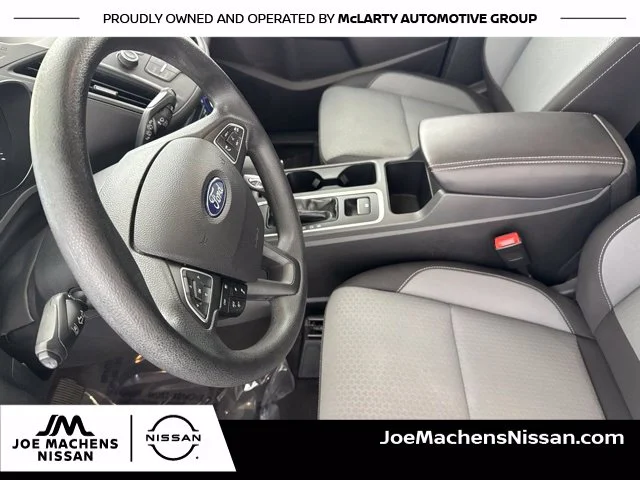 Used 2018 Black Ford SE image 23