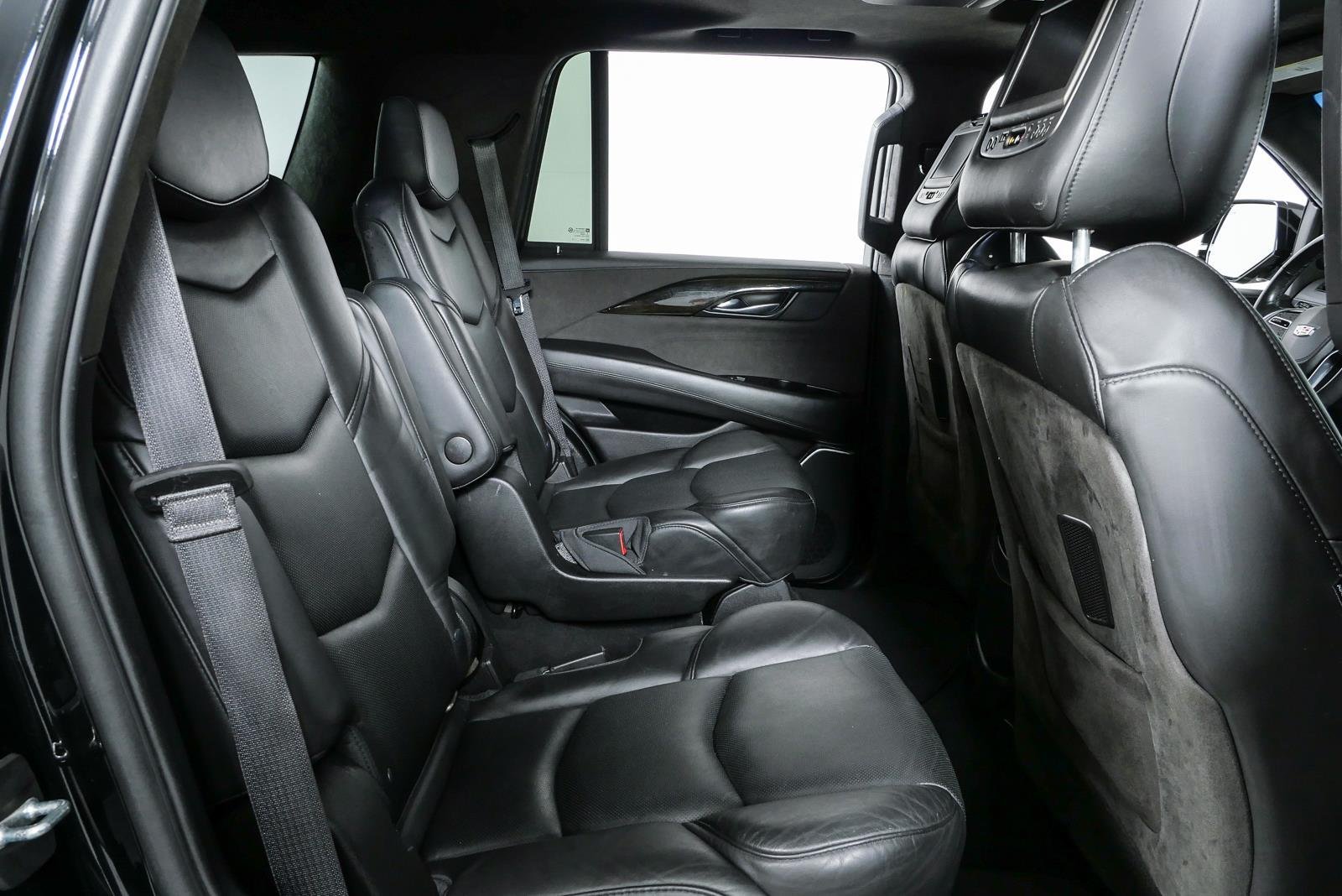 Used 2018 BLACK RAVEN Cadillac Platinum image 24