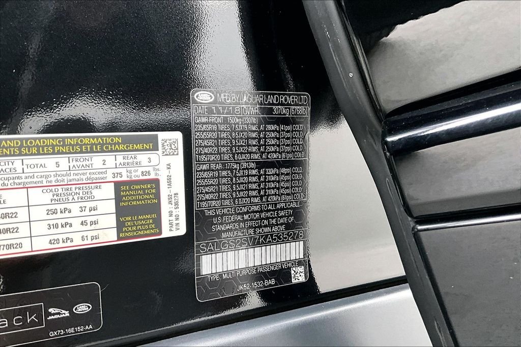 Used 2019 Santorini Black Metallic Land Rover 3.0L V6 Supercharged HSE image 17