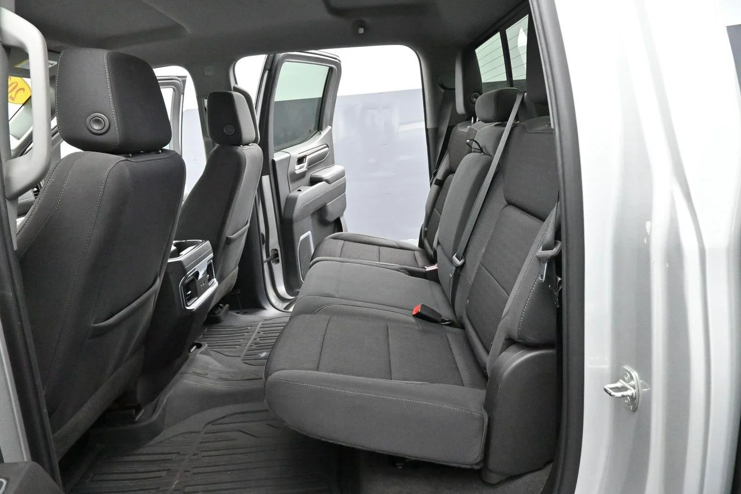 Used 2022 Quicksilver Metallic GMC Elevation image 27