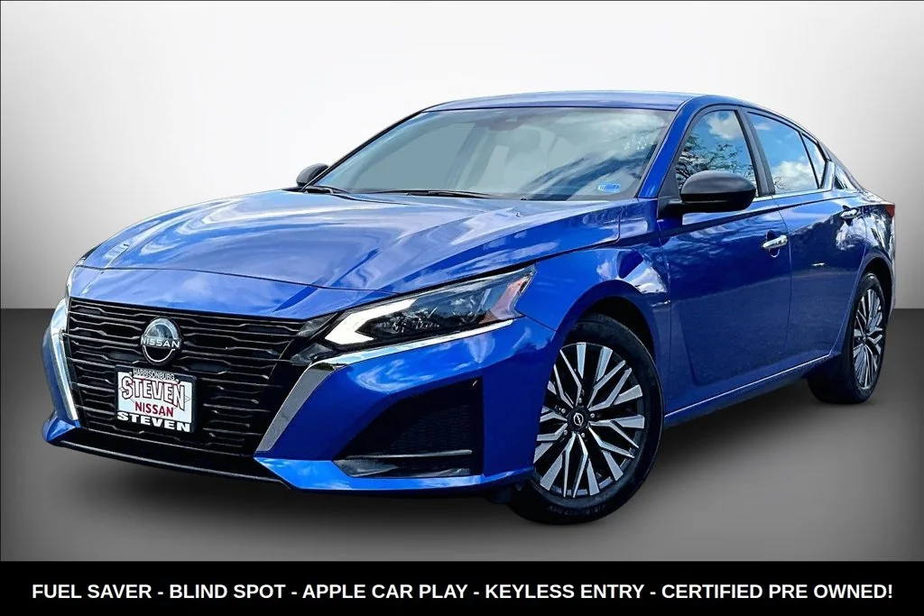 Used 2025 Blue Nissan 2.5 SV image 3