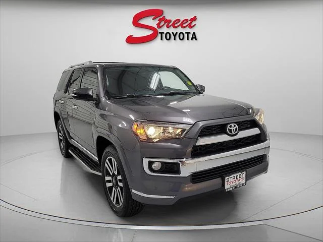 Certified Used 2019 MAGNETIC GRAY MET. Toyota  image 5