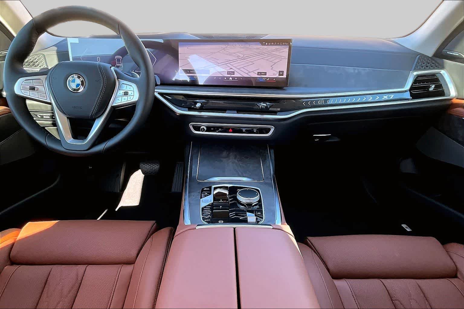 New 2026 Mineral White Metallic BMW xDrive40i image 5