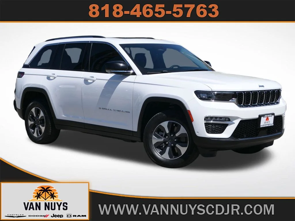 2022 Jeep Grand Cherokee 4xe 4x4's photo