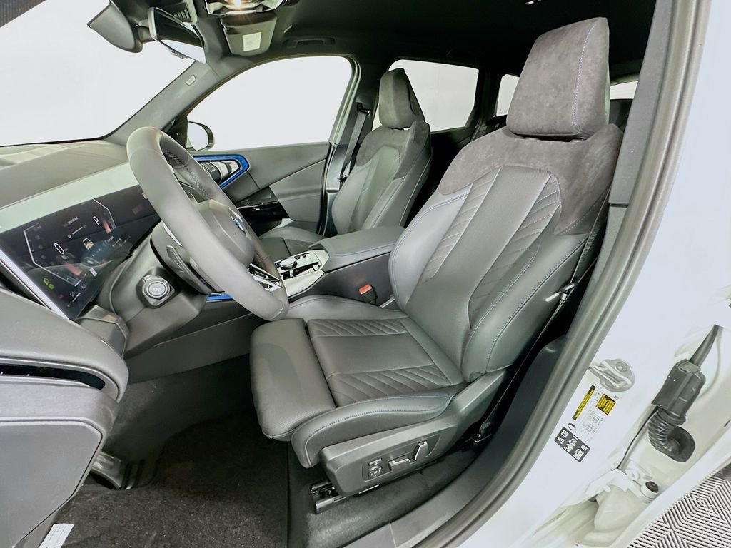 Used 2026 Alpine White BMW 30 xDrive image 16
