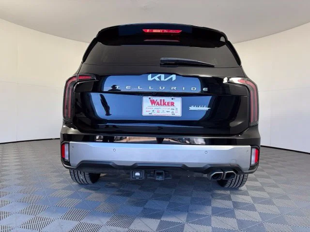 Used 2024 Black Kia SX image 6