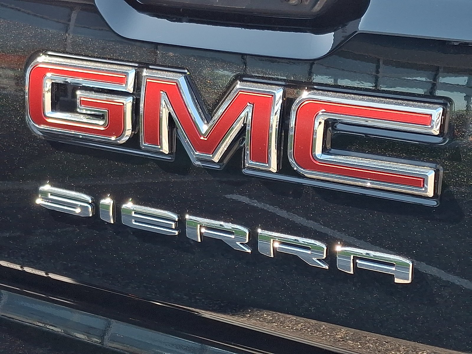 New 2026 Onyx Black GMC Elevation image 11
