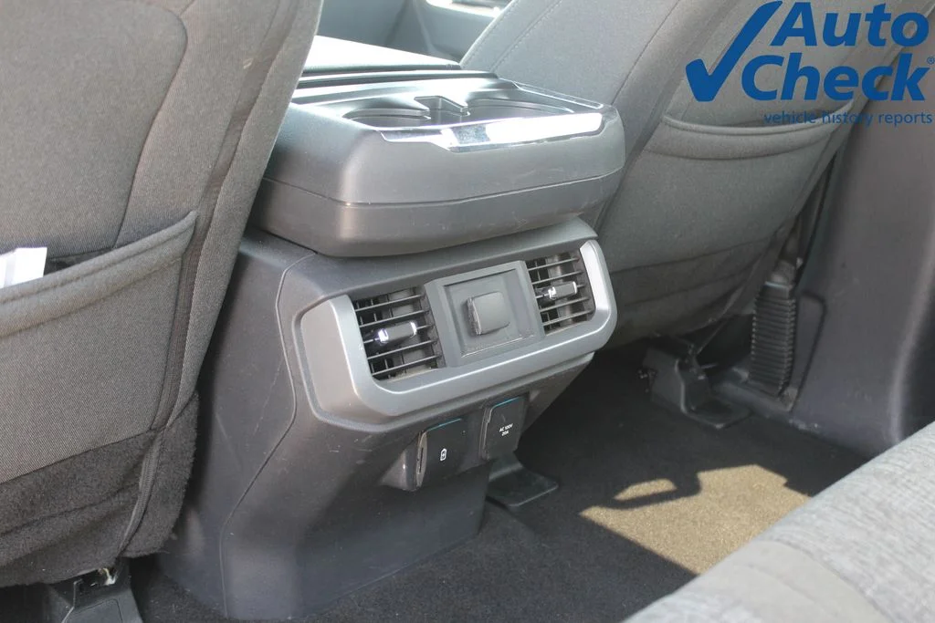 Used 2024 Oxford White Ford XLT image 10