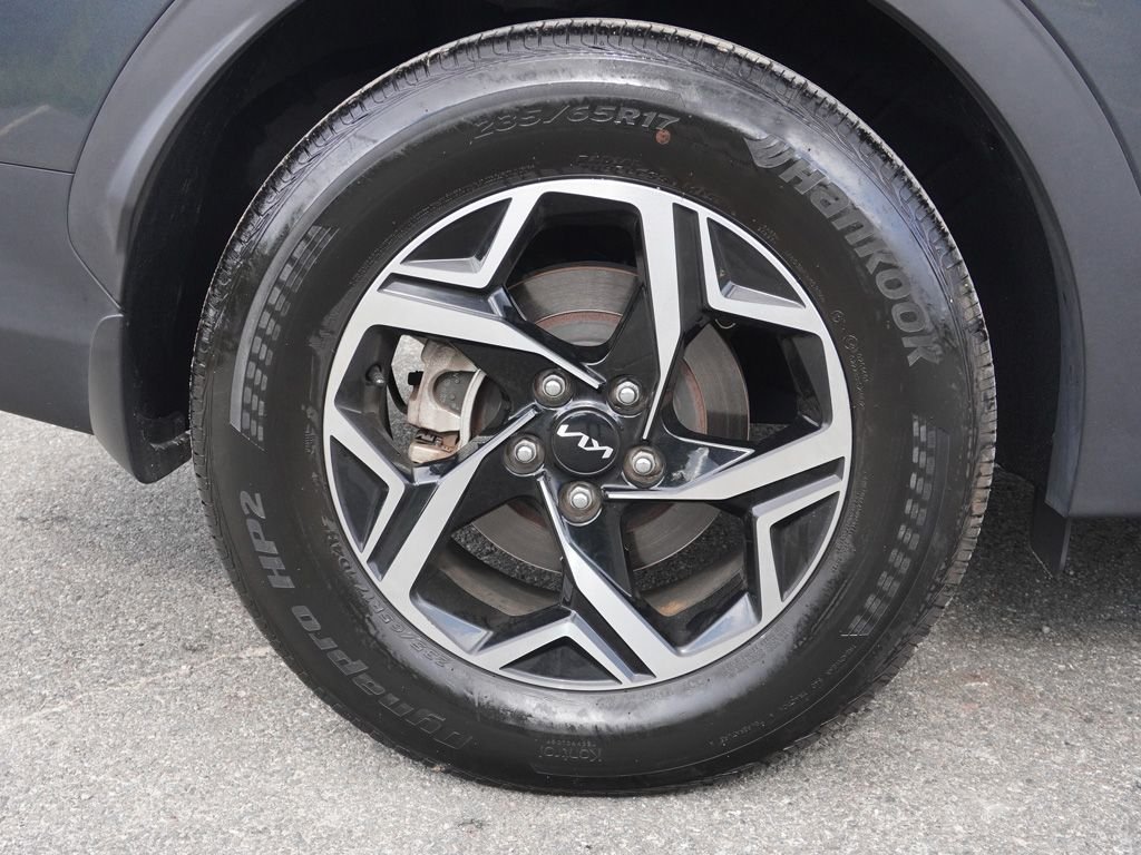 Used 2024 Gray Kia LX image 17