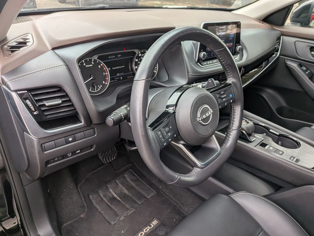 Used 2023 Black Nissan SL image 34