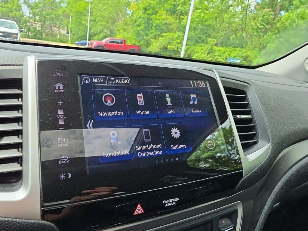Certified Used 2019 Modern Steel Metallic Honda RTL-T image 17