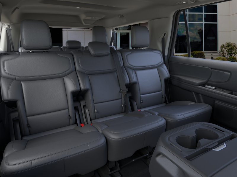New 2026 Star White Metallic Tri-Coat Ford Active image 11