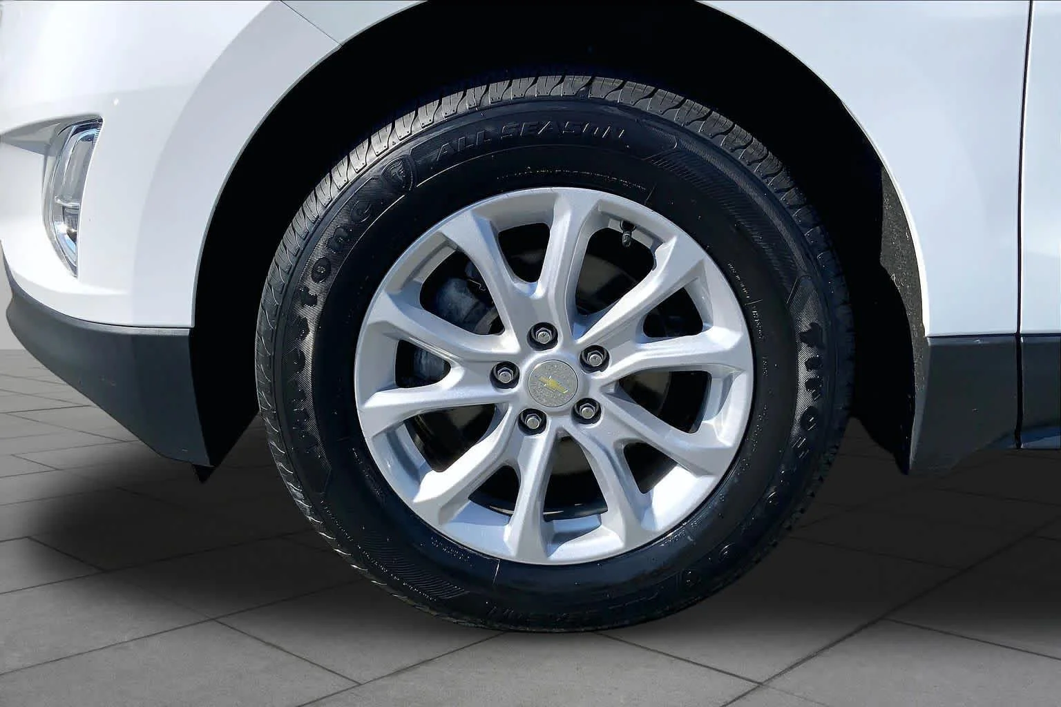 Used 2021 Summit White Chevrolet LT image 11