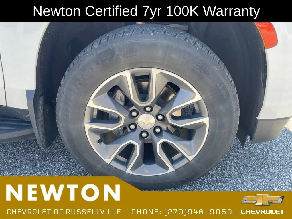 Used 2023 Summit White Chevrolet LT image 19