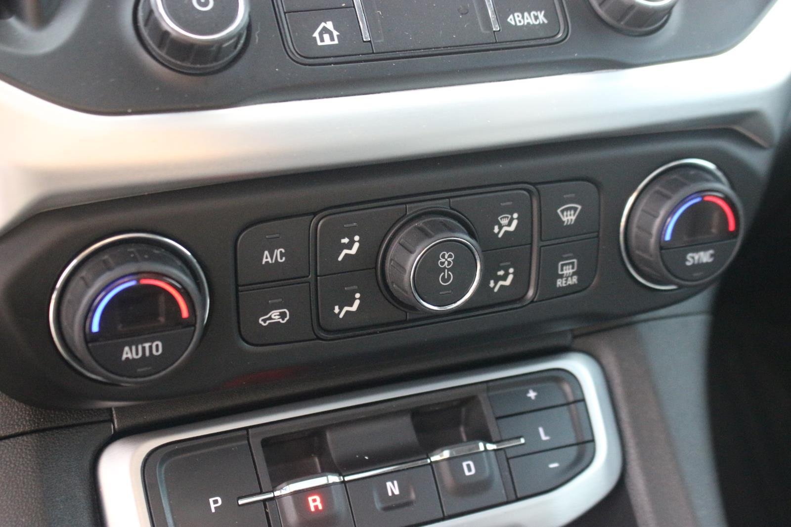 Used 2020 SMOKEY QUARTZ METALLIC GMC SLT image 29