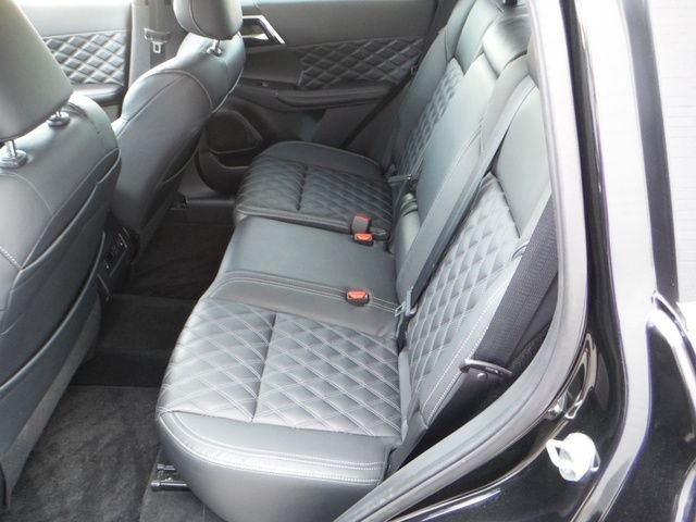 Used 2022 Black Mitsubishi SEL image 38