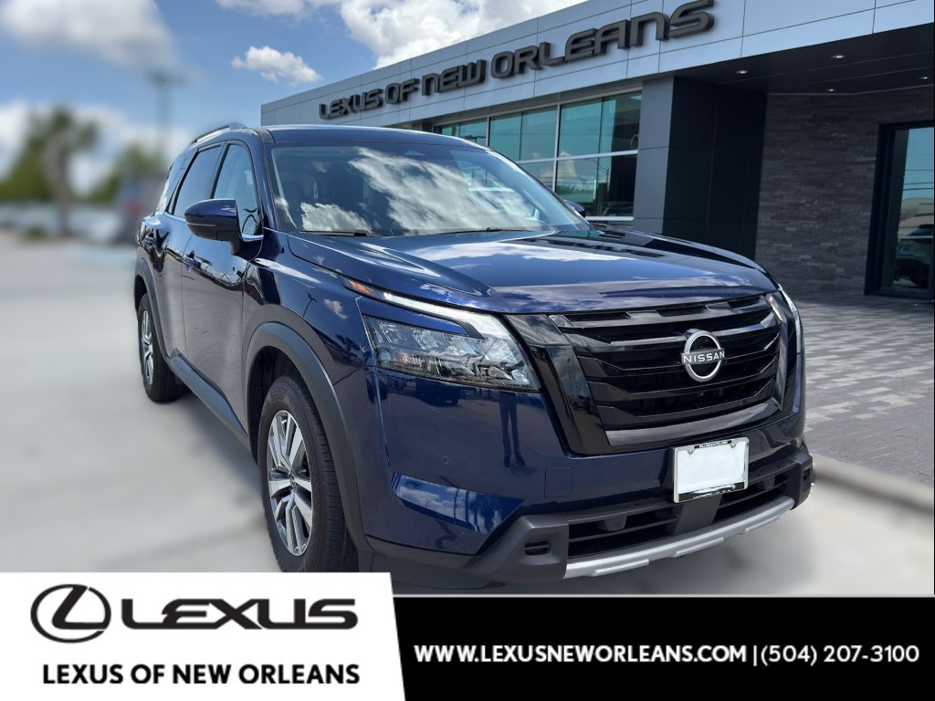 2025 Nissan Pathfinder SL 2WD's photo