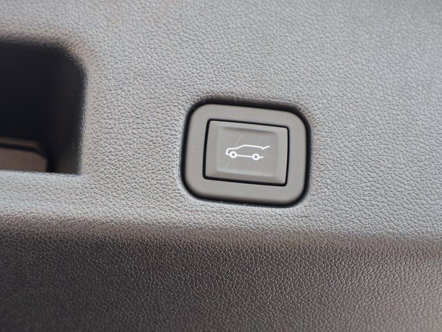 2026 GMC Acadia AT4 - Photo 16