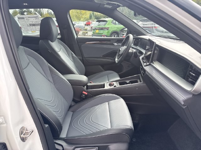 2026 Volkswagen Tiguan SE R-LINE BLACK - Photo 10