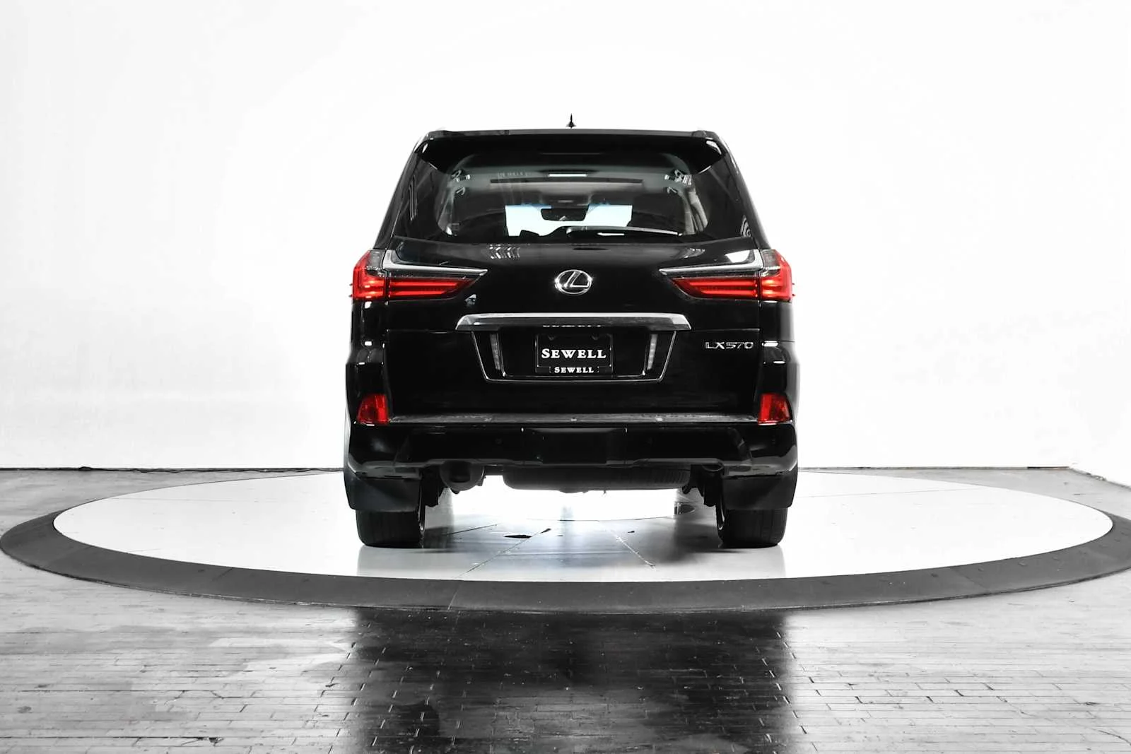 Used 2019 Black Onyx Lexus  image 5