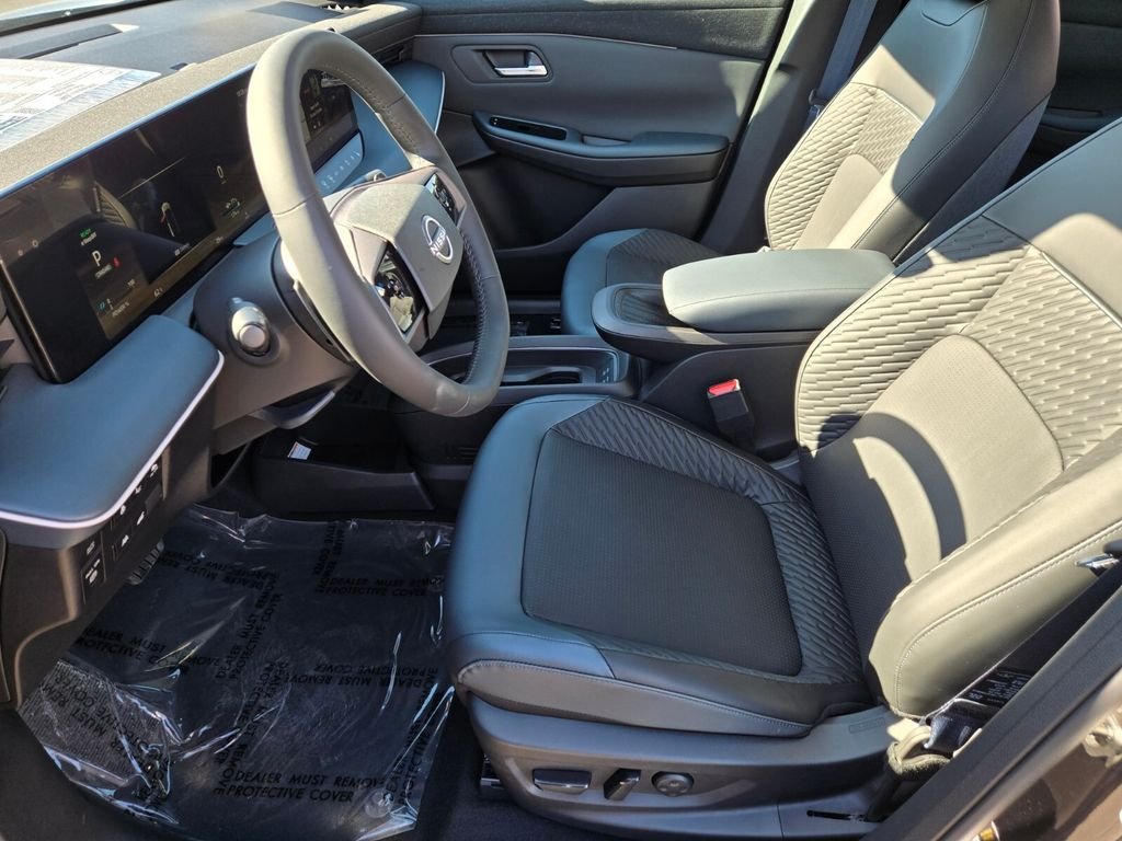 2026 Nissan LEAF Platinum+ - Photo 6