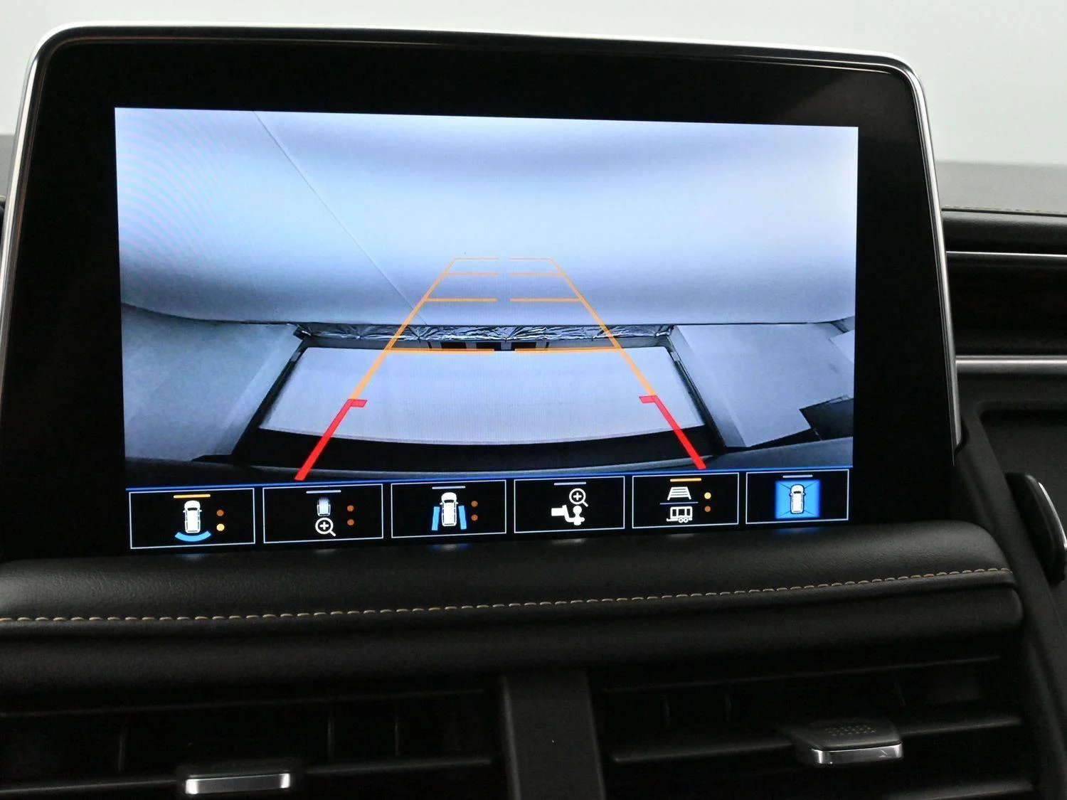 Used 2021 Black Chevrolet Premier image 26