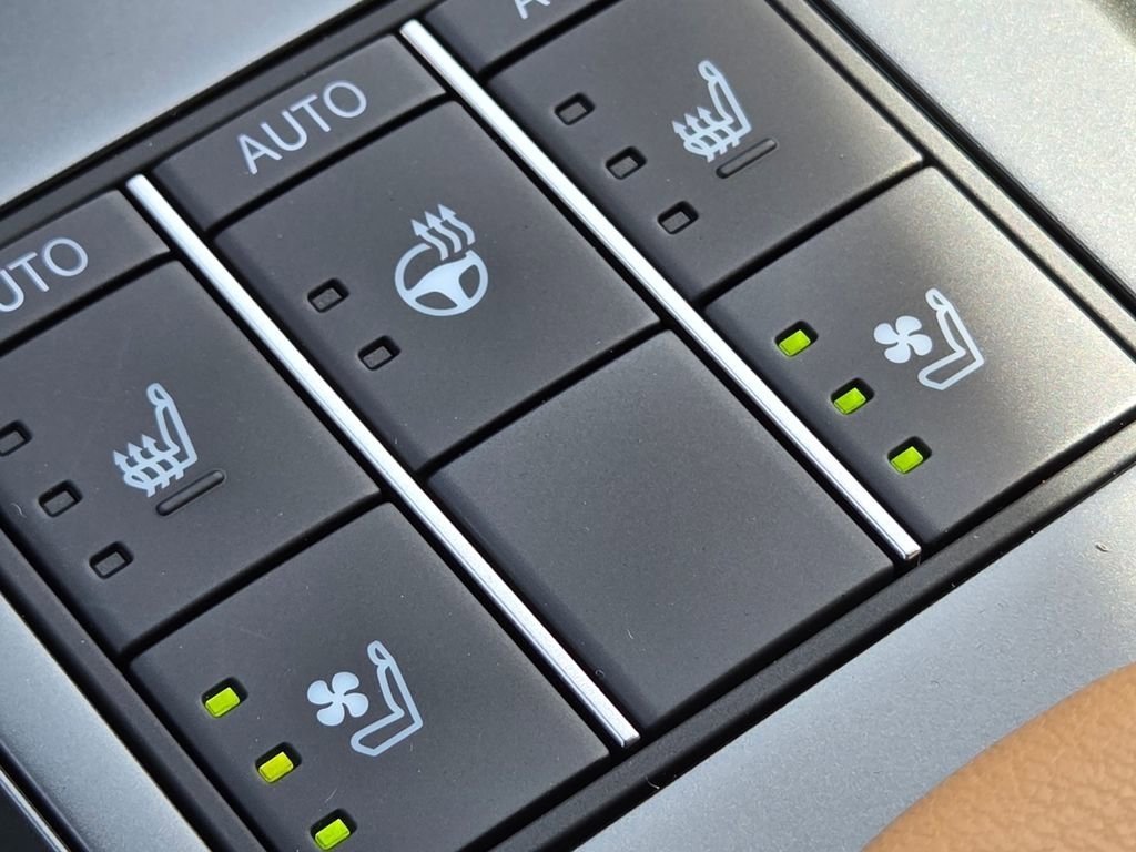 New 2026 Ultra White Lexus PREMIUM AWD image 11