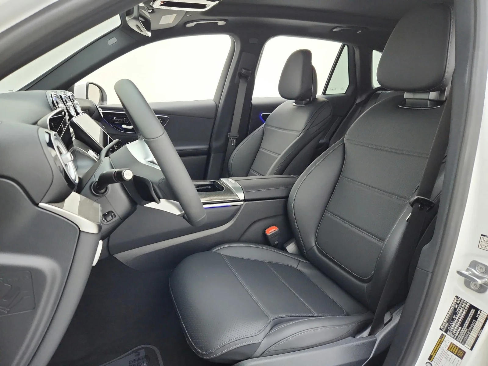 2026 Mercedes-Benz GLC Base - Photo 23